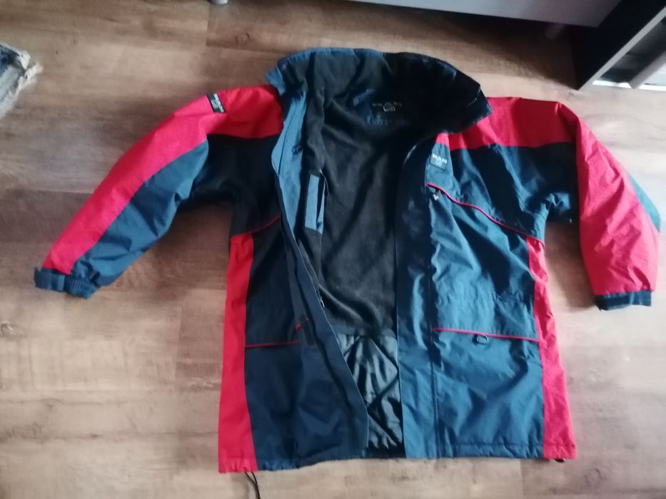 Продамтермо куртку р. XL (54)