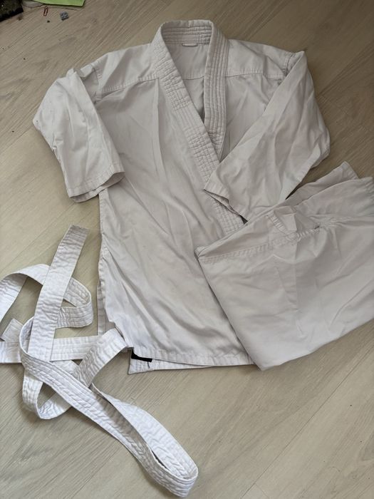 Kimono 140/146 białe