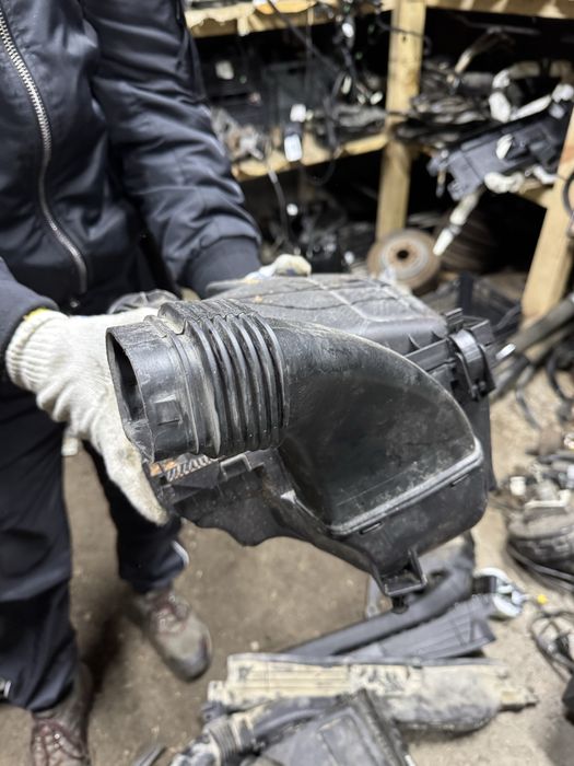 Корпус повітряного фільтра Ford kuga escape mk4 active usa