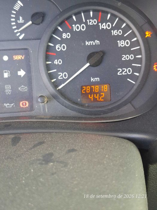 Clio2 1.5dci comercial