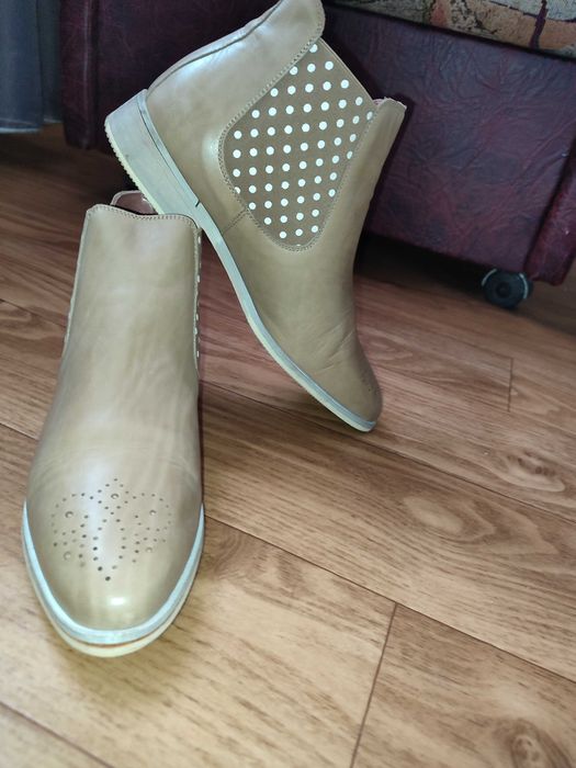 Ботинки осінь весна