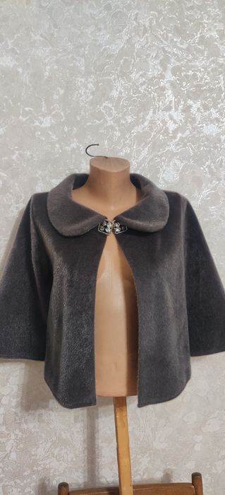 Балеро, вишукана одежа для жінки
Балеро — це короткий жакет або накидк