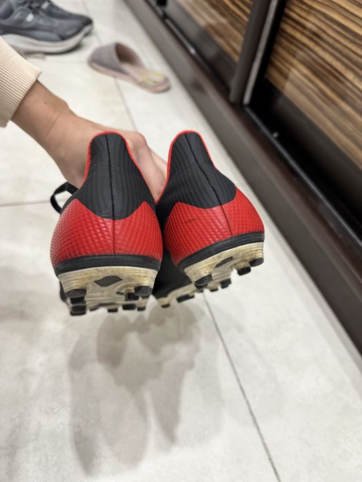 Кросівки доя футболк Adidas 40 predator