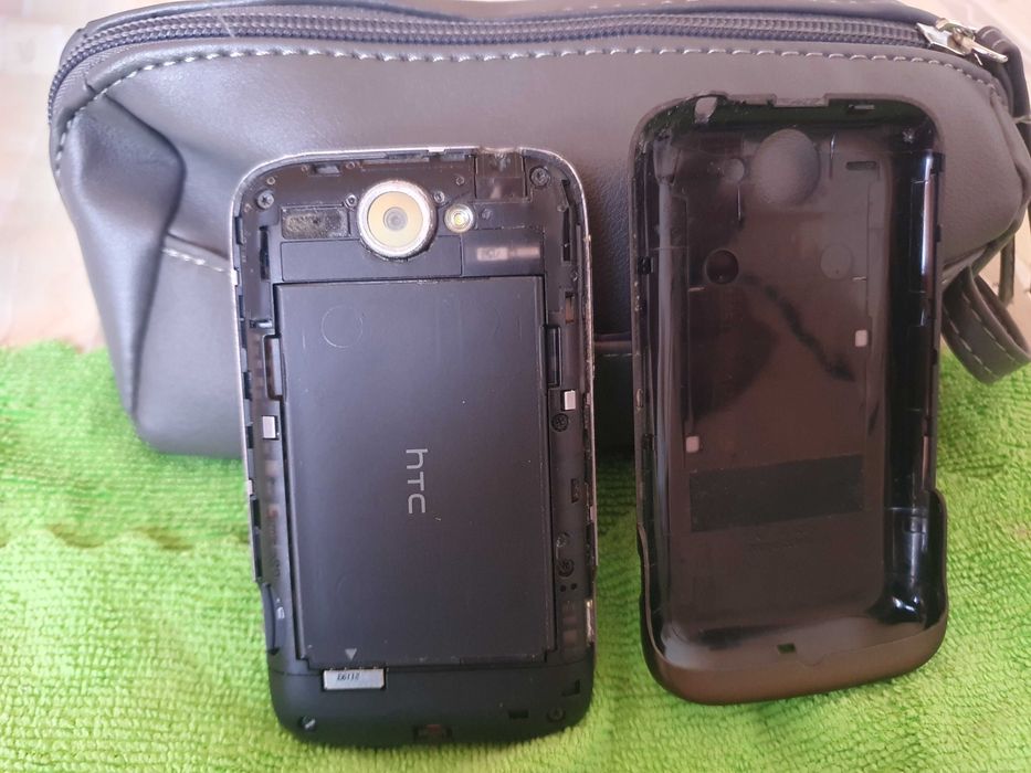 Old Mobile Phone64737962512001121