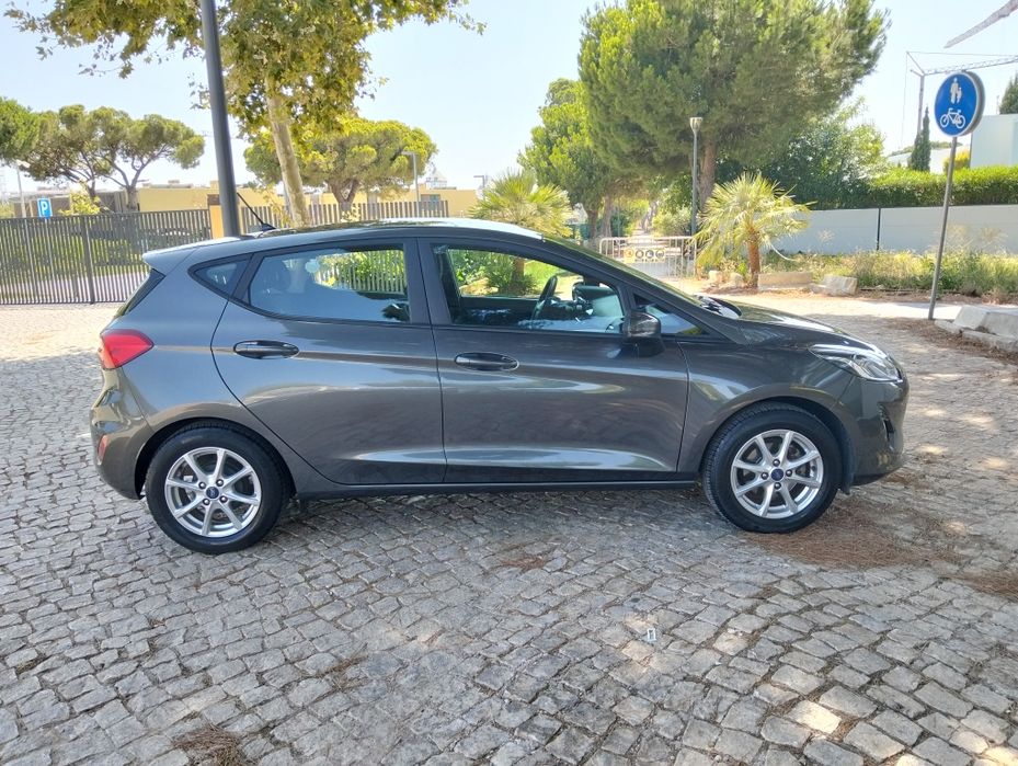 Ford Fiesta Business 1.1 – 85 cv | Janeiro 2018 | 56 300 km