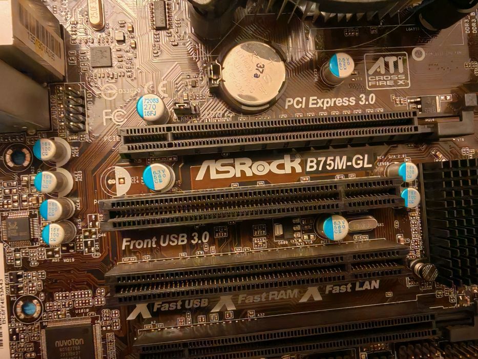 Płyta Asrock B75M-GL + i3 3240
