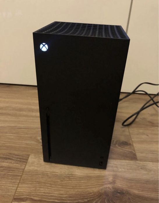 Konsola Xbox Series X + 2 Pady + Gry + Fortnite Roblox Forza Cod GTA