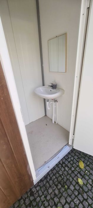 Módulo WC / Casas de Banho Pré-Fabricadas – Excelente Estado!