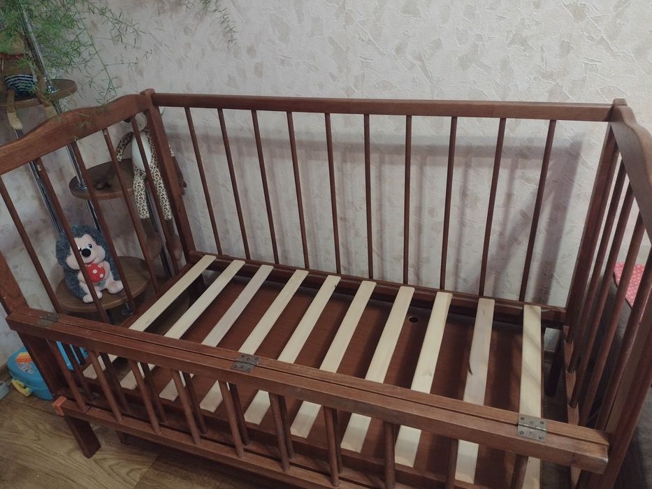 Кровать детская.