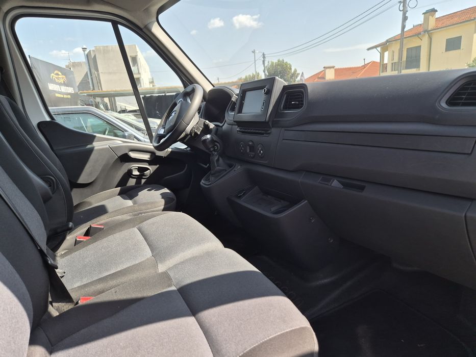 Renault Master 2.3 de 2021 com Iva Deditivél.