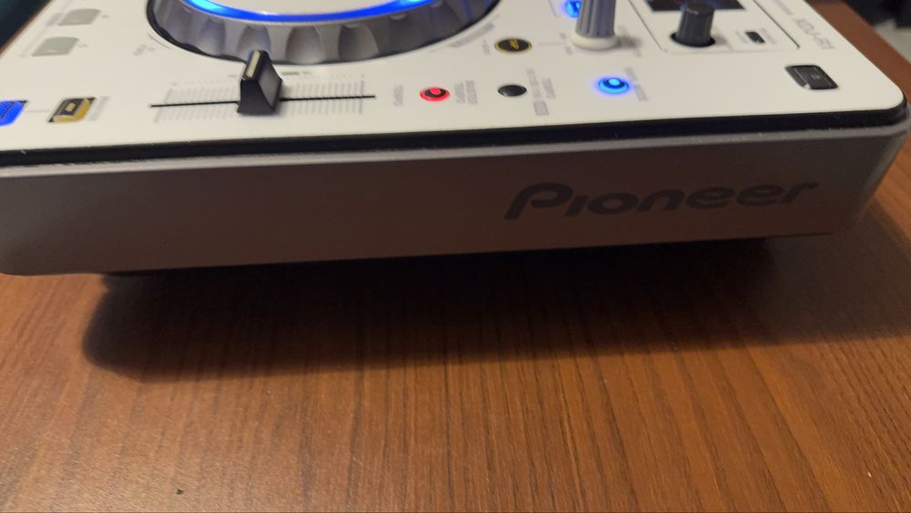 Pioneer XDJ-R1 (All-in-One)