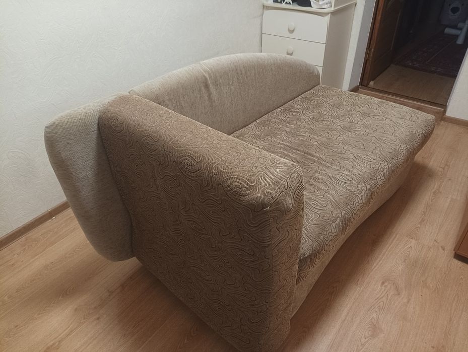 Диван односпальний