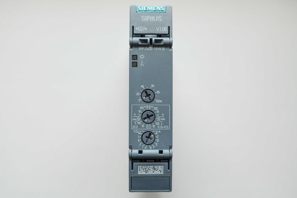 Przekaźnik czasowy 27 funkcji, Siemens Sirius 3RP2505-1BW30