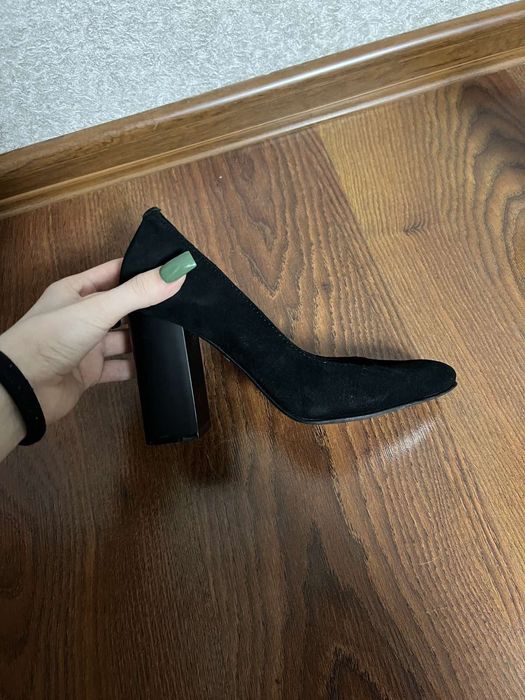 Туфлі натуральний замш