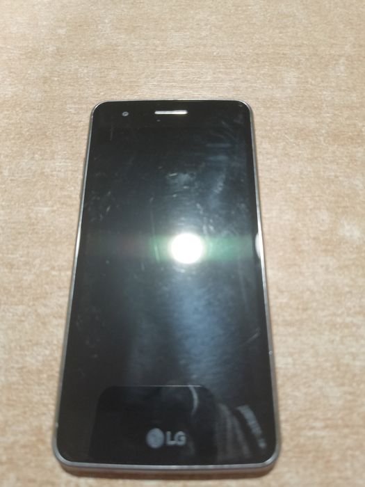 Telefon LG k8 dobry telefon sprawny