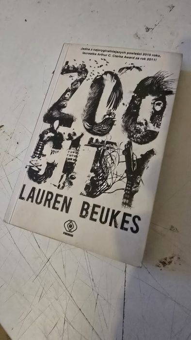 Zoo City Lauren Beukes Książka 2010