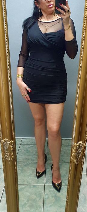 Sukienka z dzianiny siateczka