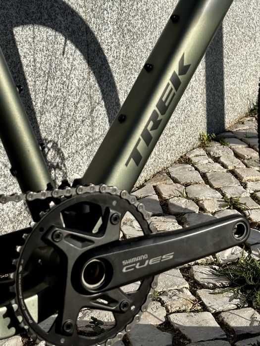 Trek Checkpoint (modelo 2025: fatura/garantia)