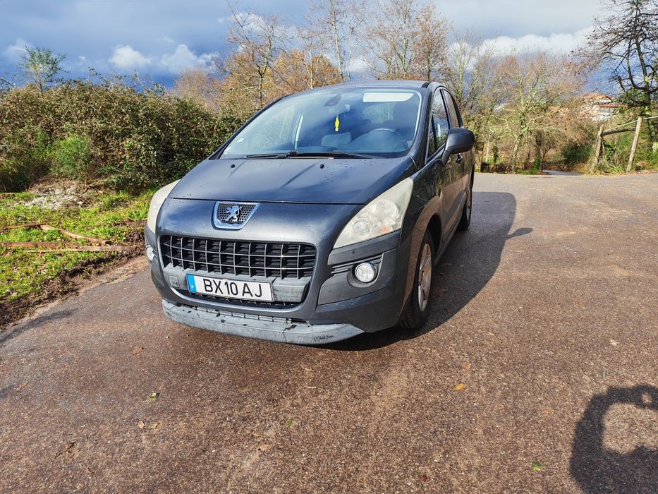 Peugeot 3008 1.6 e HDi caixa automática