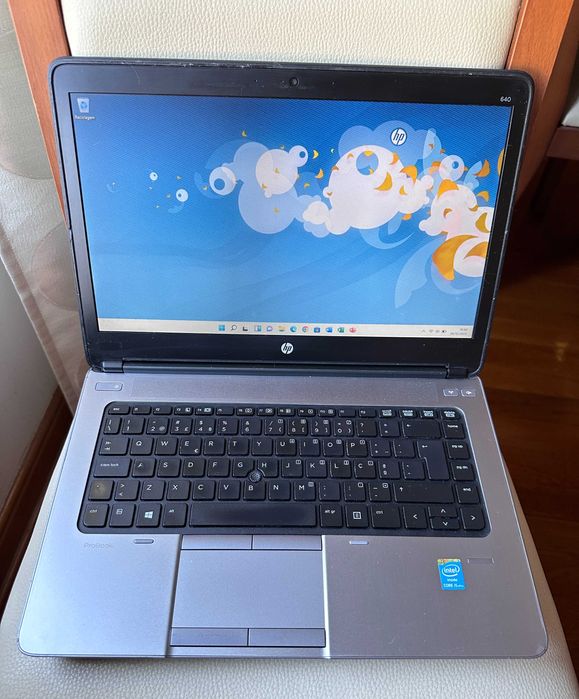 HP Probook 640 G1 14.1"/i5 vPRO 4300M a 2.6Ghz/8Gb Ram/Ssd 250Gb