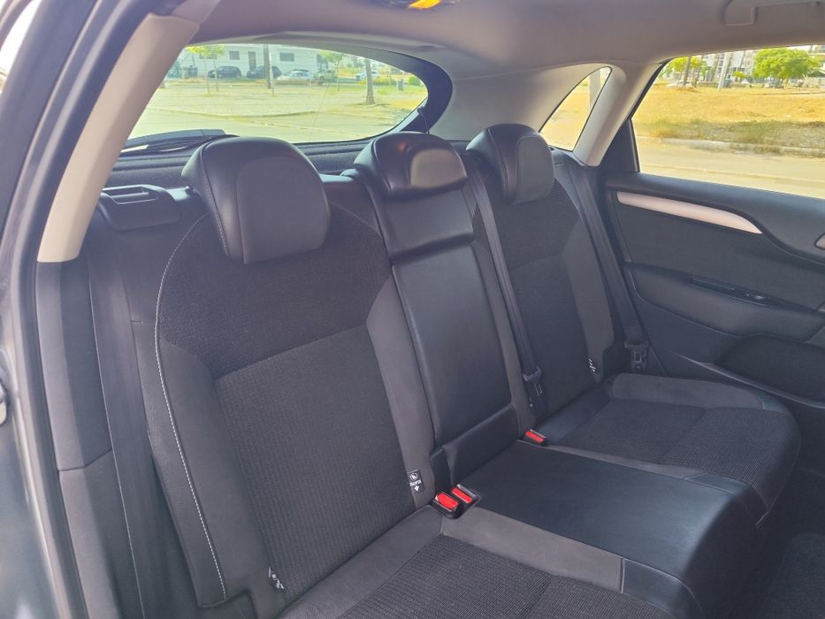Citroën C4 — fotografia 9