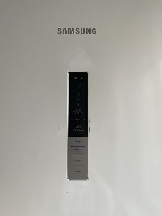 Холодильник Samsung 2 м