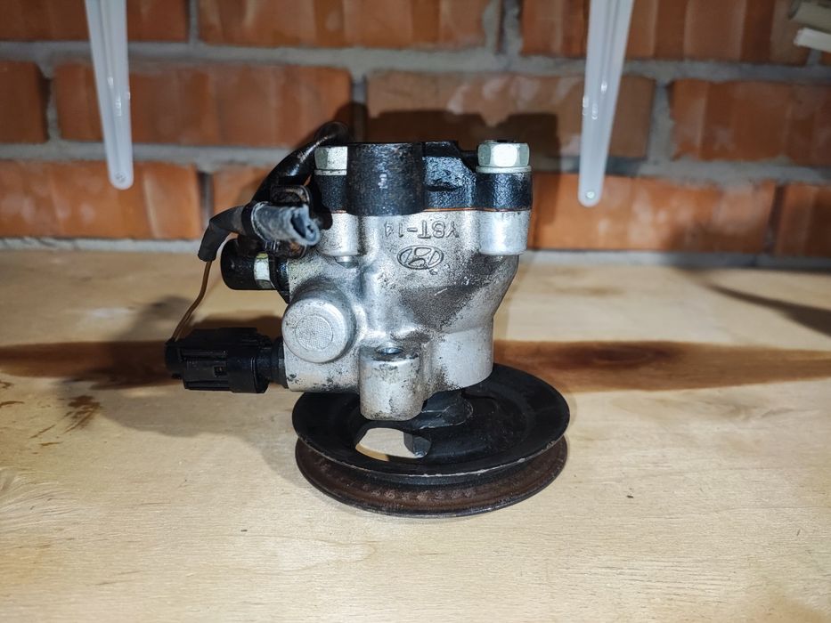 Насос гур Hyundai KIA 57100 1G000