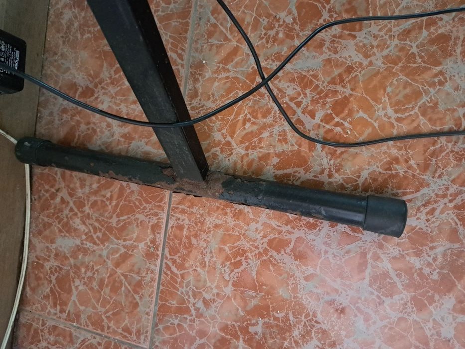 Piano Roland com pé