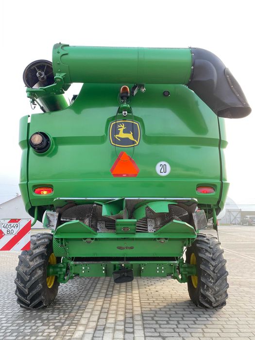 Продам комбайн  John Deere S680i 2012р