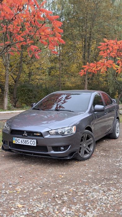 Mitsubishi Lancer 10