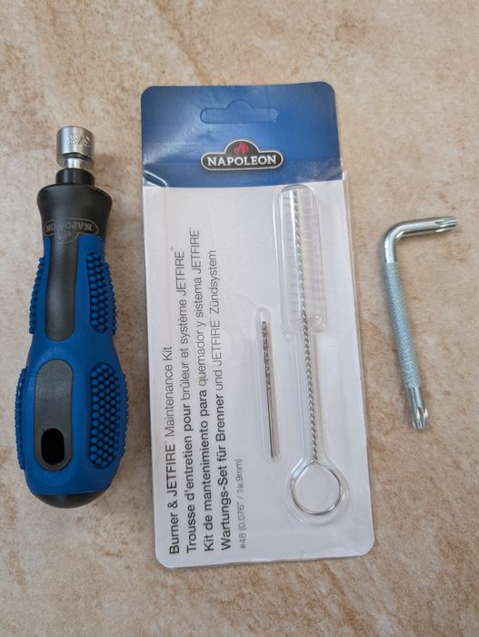 Zestaw do grilla gazowego Napoleon rouge