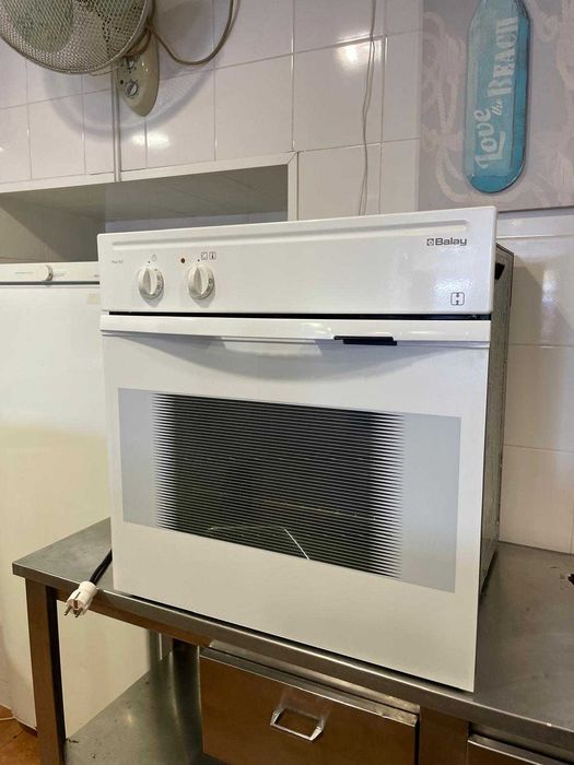 Forno elétrico encastravel