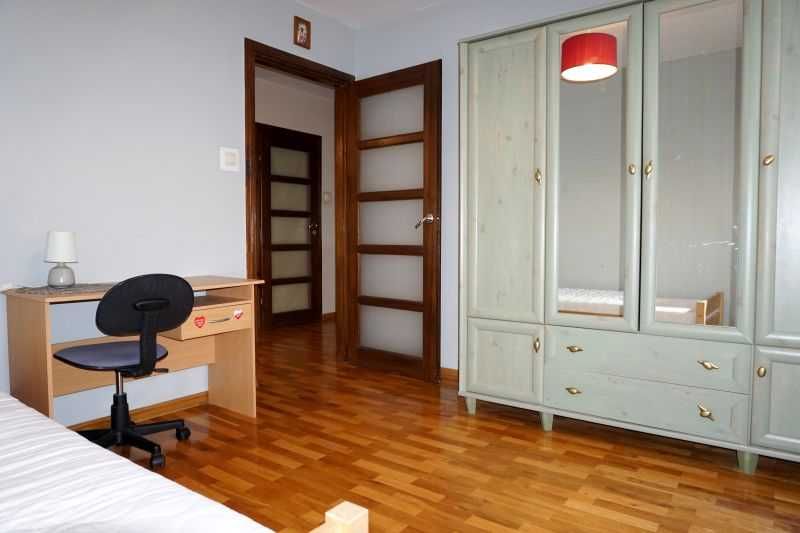 4 niezależne pokoje, Niepodległości blisko Uniwersytetu