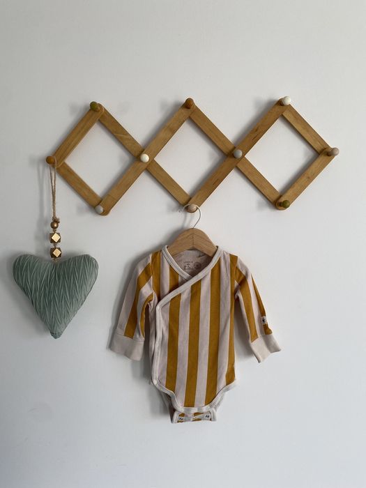 Body kopertowe lindex 56 musztardowe beżowe paski