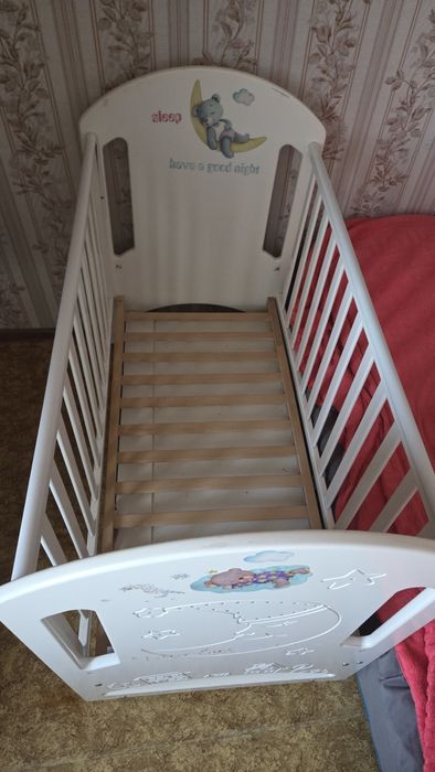 Продам кроватку дешево
