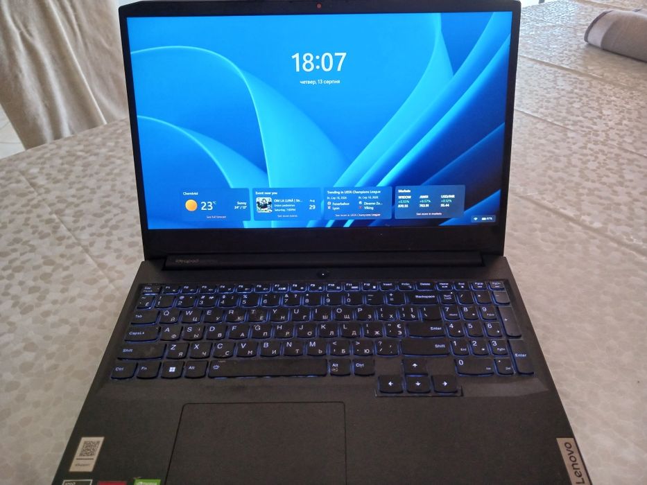 Lenovo IdeaPad Gaming 3 15ACH6 / Ryzen 5 5600H / GTX 1650 / 16GB / 512GB SSD