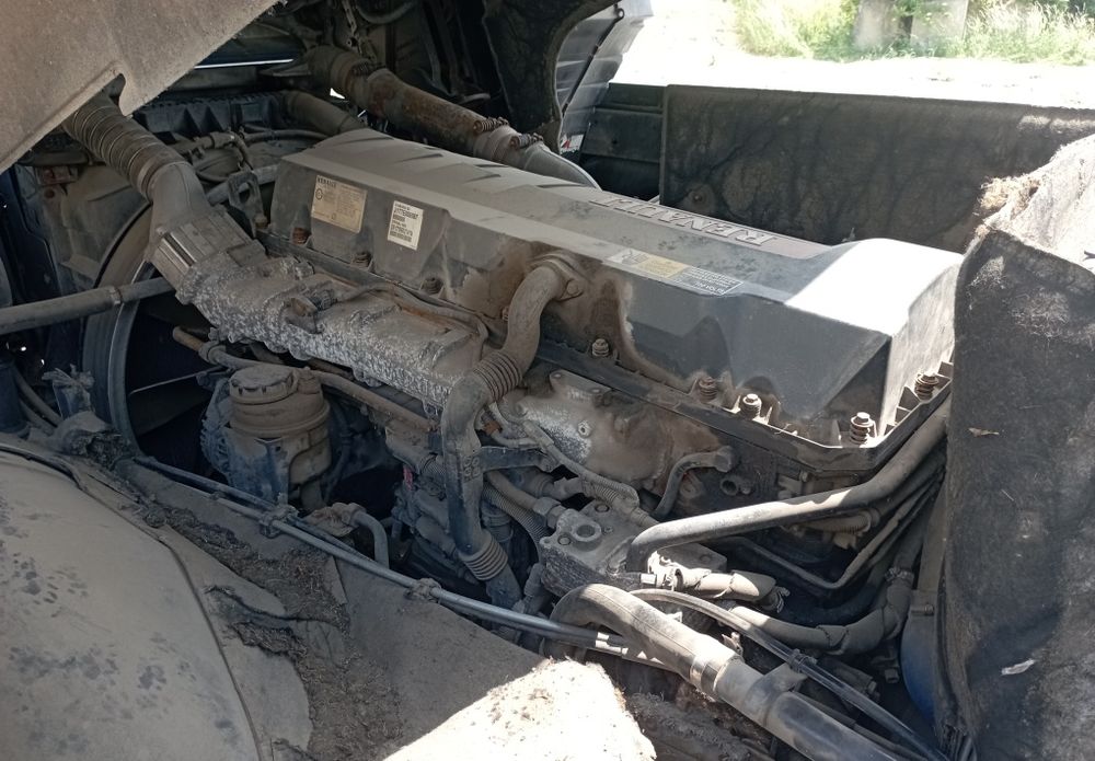 Продам сцепку Рено Магнум Е5 460 DXI і прицеп Zaslav  D-651   2007 р.