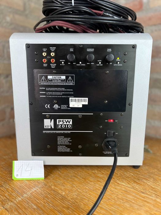 Subwoofer KEF PSW2010 – 250 W, zakres 30-150 Hz, świetny stan