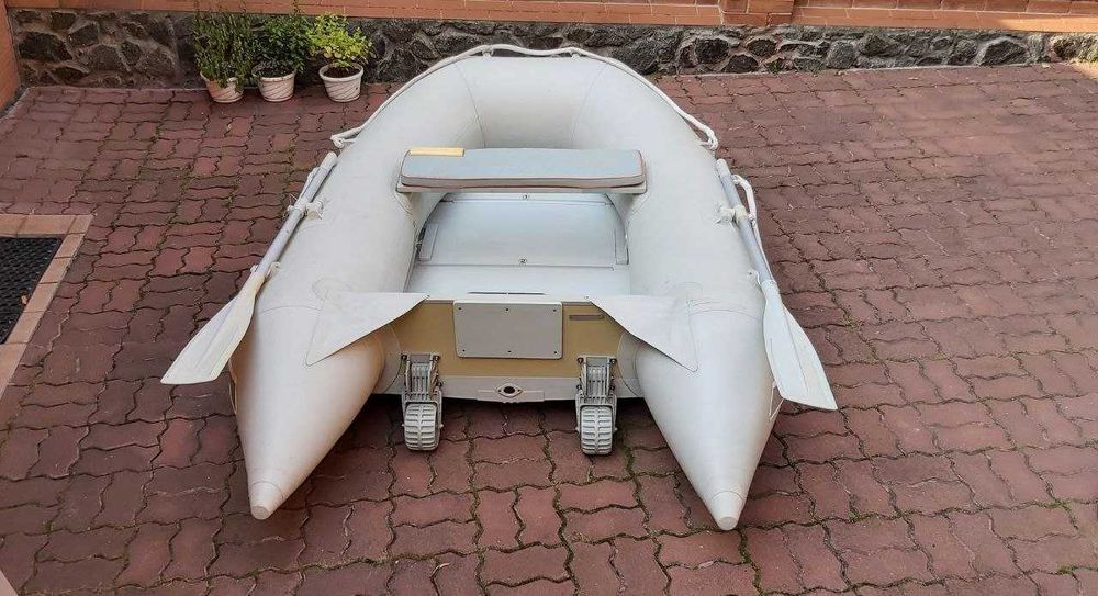 Човен надувний Quicksilver 240S