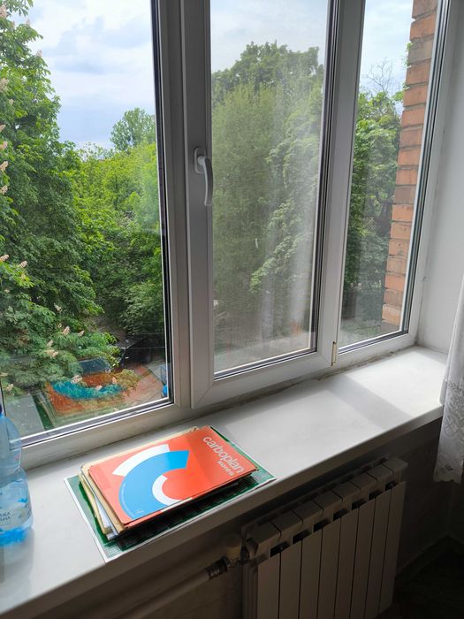Продам 3-кімнатну "сталінку", Джона Маккейна 41/22, Печерськ - Більше