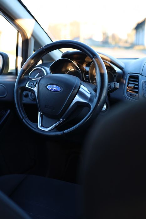 Продам FORD FIESTA mk7