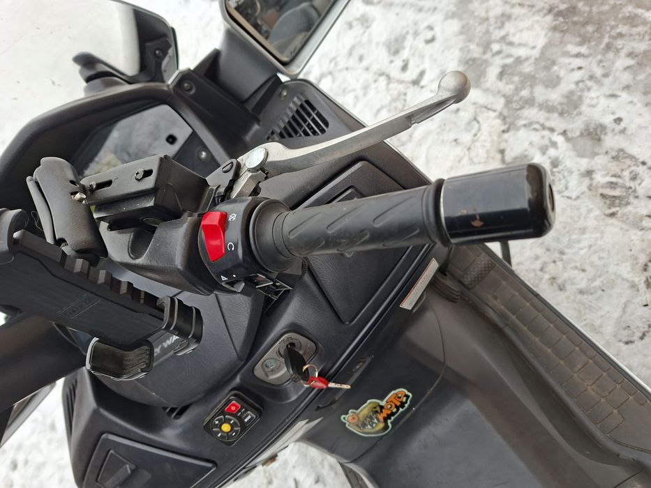 Сузукі  Suzuki СКАЙ ВЕЙ 650