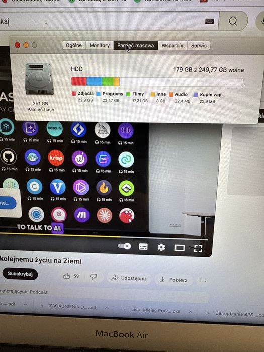 MacBook air laptop