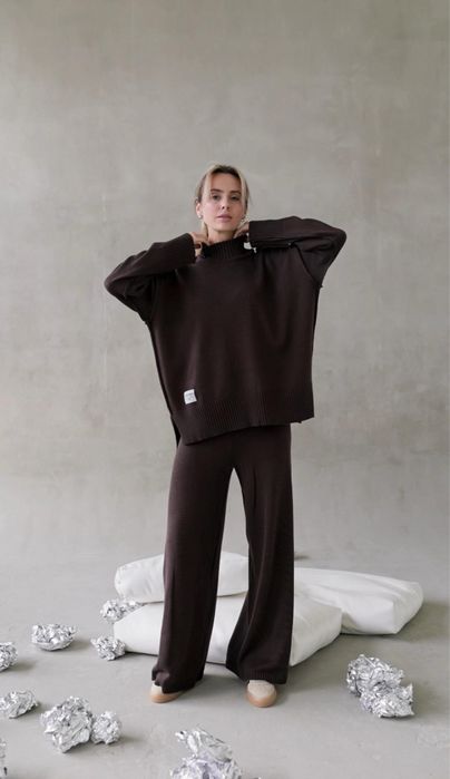 Вʼязаний базовий костюм Cozzmo L/Xl