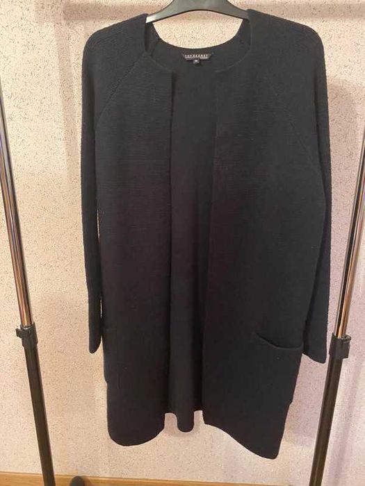 Gruby, długi kardigan z kieszeniami