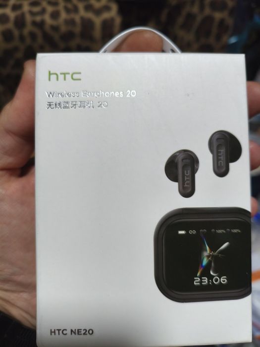 Наушники смарт с переводчиком. HTC, GPS, Amoled