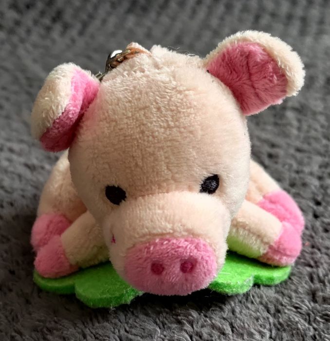 Mini maskotka brelok świnka prosiaczek koniczyna