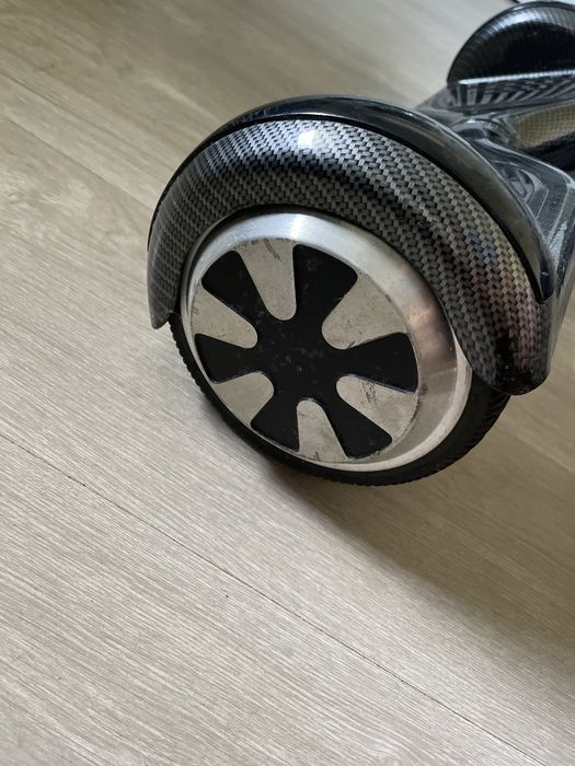 hoverboard preto e cinza