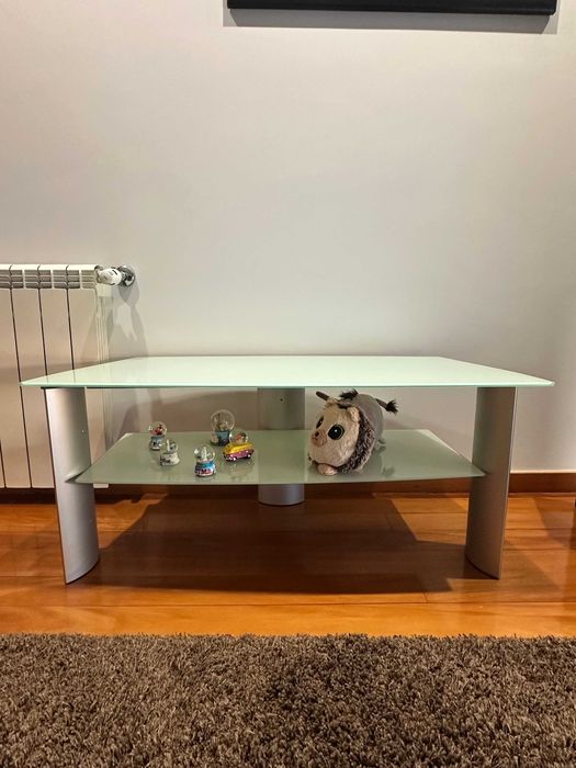 Mesa de televisão (p/ sala de estar)