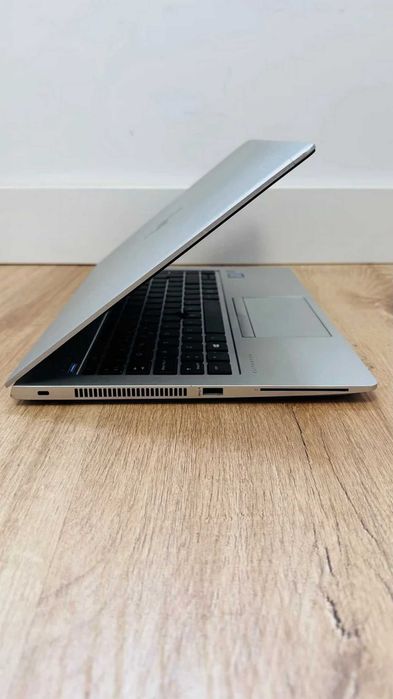 HP Elitebook 14" i5-8265U/16GB/256Nvme gama Profissional
